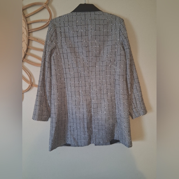 Karl Lagerfeld Paris Plaid Black and Gray Blazer Size 12 NWOT P2P 20 - Picture 9 of 15